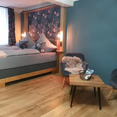 Pelikans Krone Hotel *