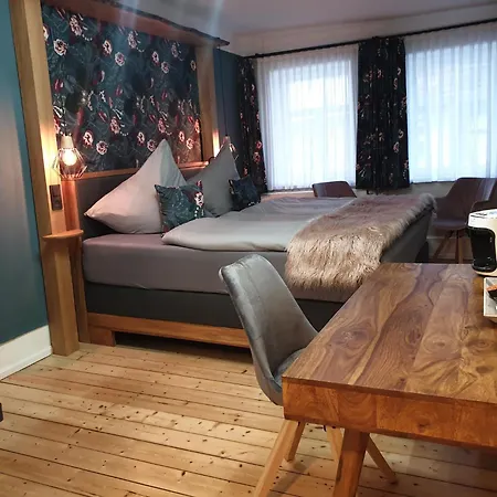 Pelikans Krone Hotel *