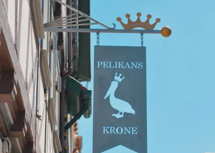 Pelikans Krone Szálloda *