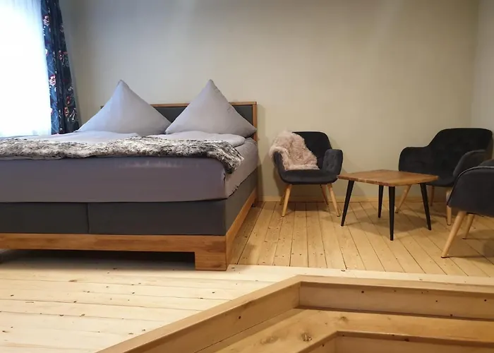 Pelikans Krone Szálloda