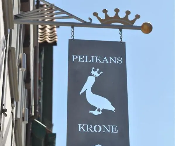 Pelikans Krone Szálloda